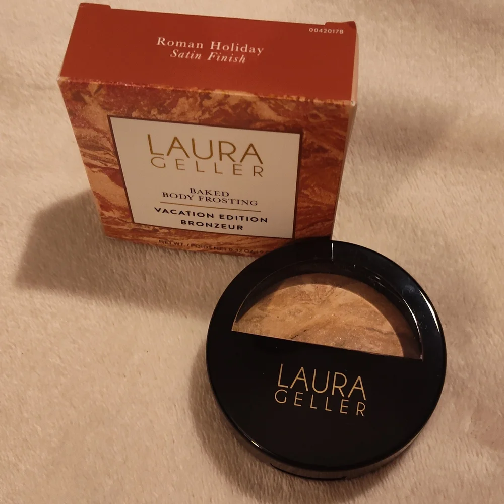 Laura Geller Baked Body Frosting Bronzer - Gold